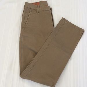 mens khaki pants tapered leg